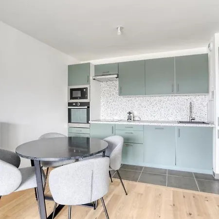 Comme Chez Vous Apartment *