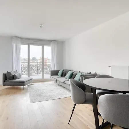 Comme Chez Vous Apartment